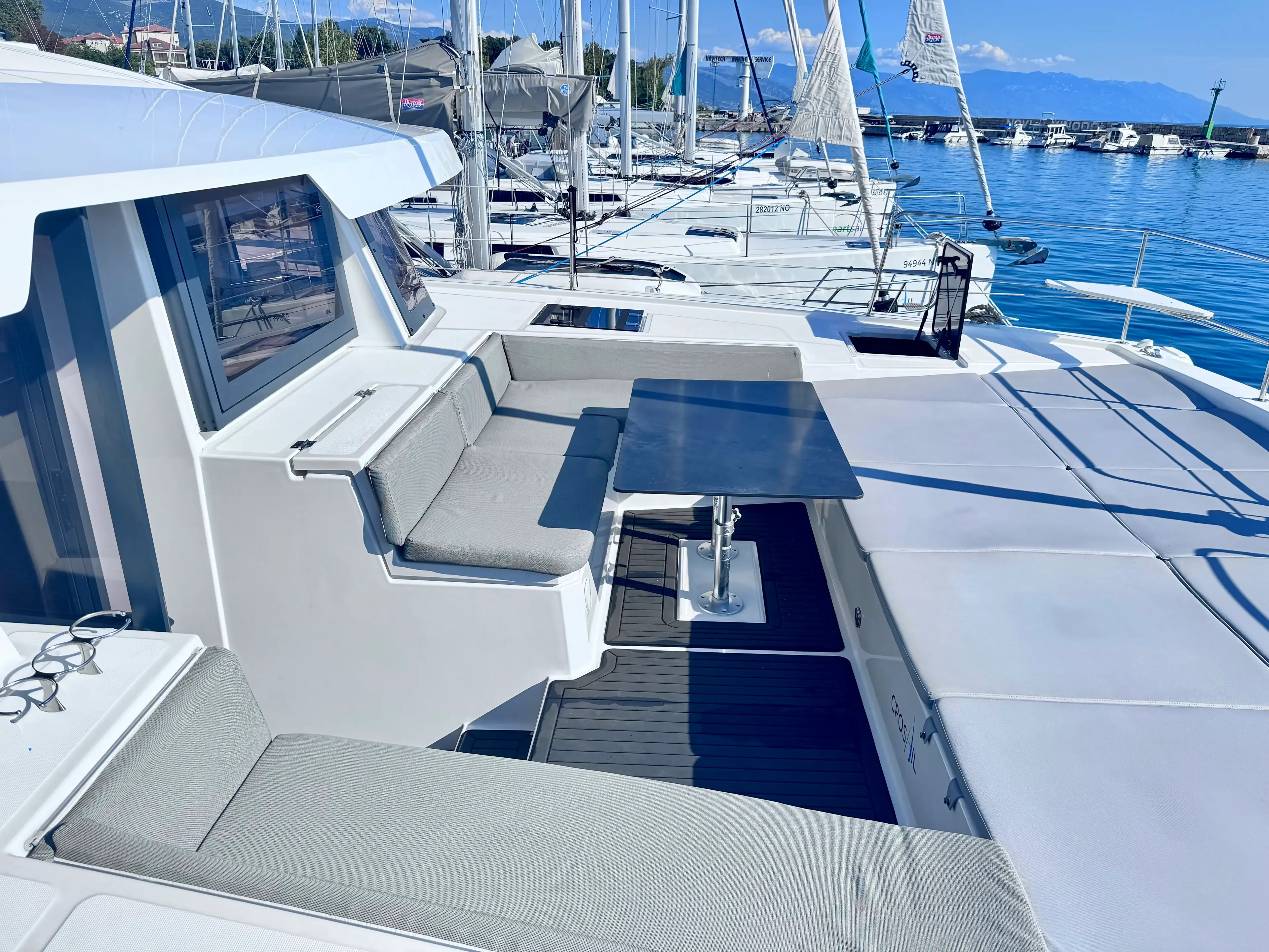 MY QUEEN thumbnail 14