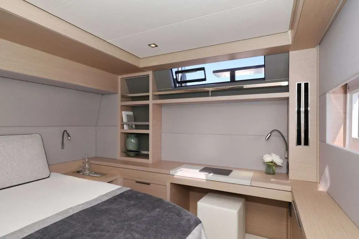 CHAMPAGNE PLEASE thumbnail 16