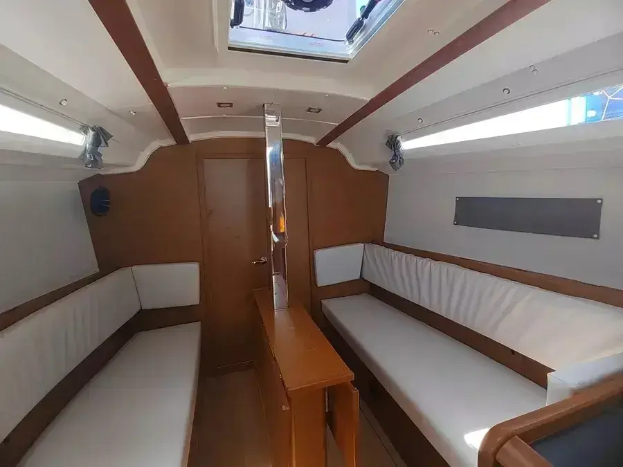 Reina De Oros thumbnail 3