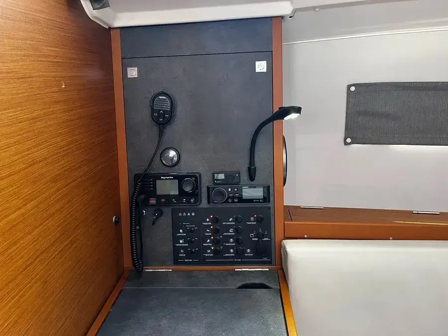 Reina De Oros thumbnail 9