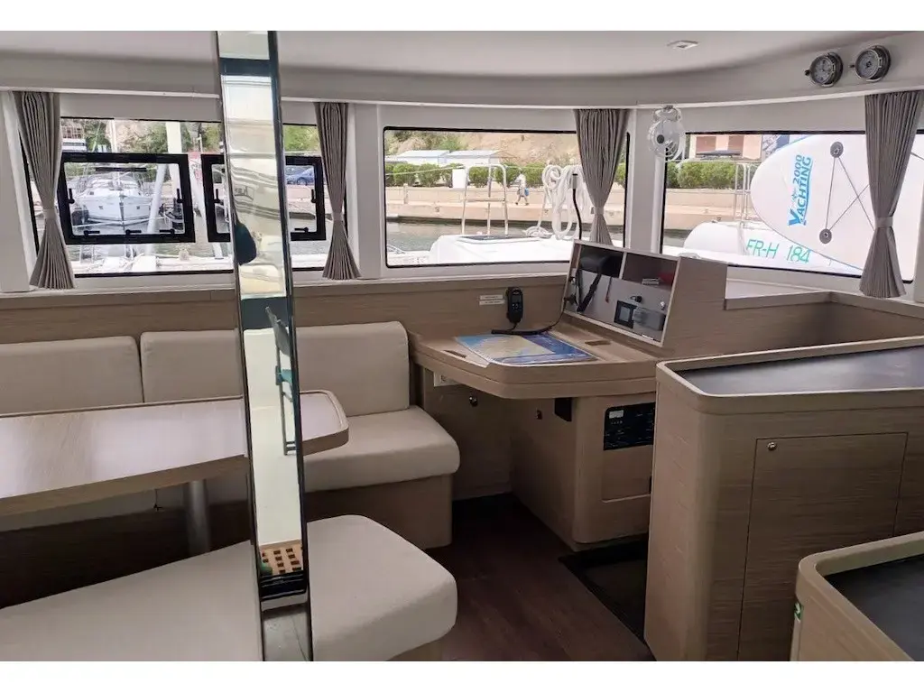 GRAND DELUXE III thumbnail 3