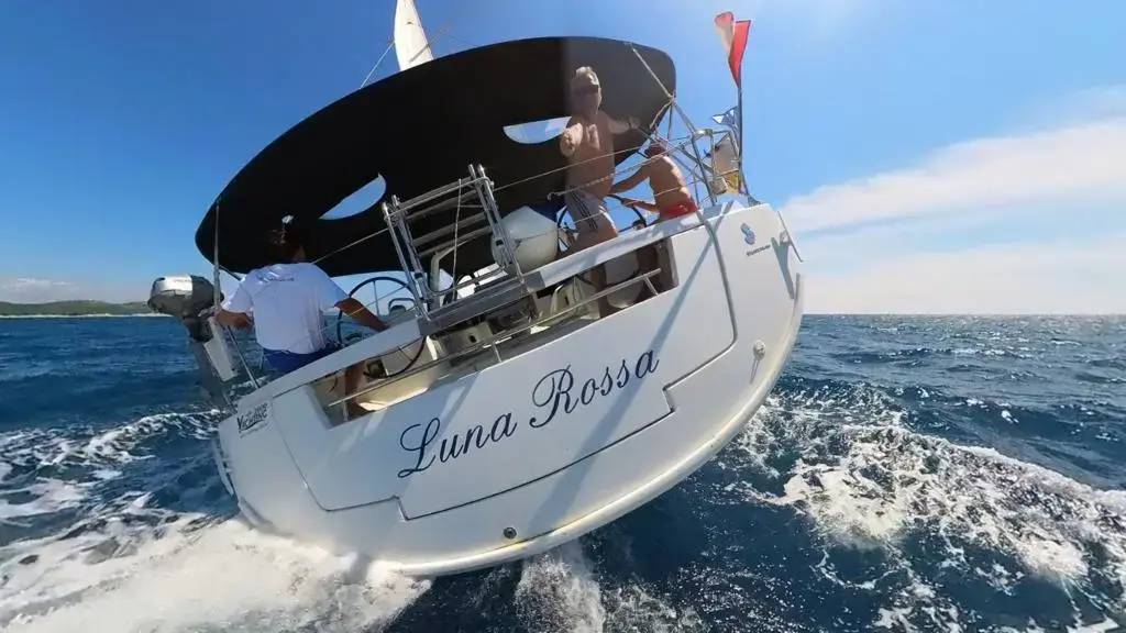 LUNA ROSSA thumbnail 6