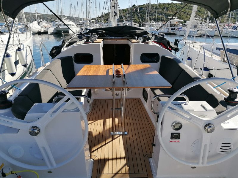 Top Secret preview 4