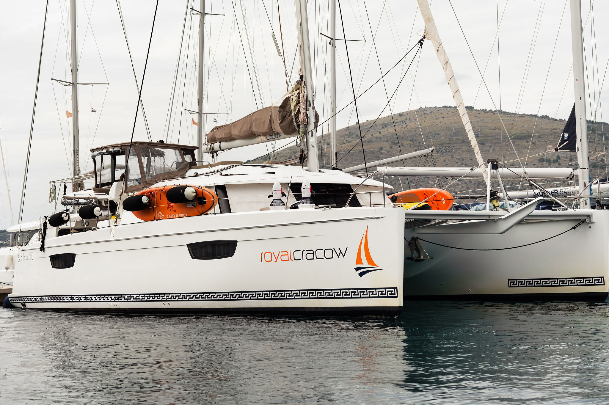 6 + 1 cab. : Royal Cracow : Crewed preview 3