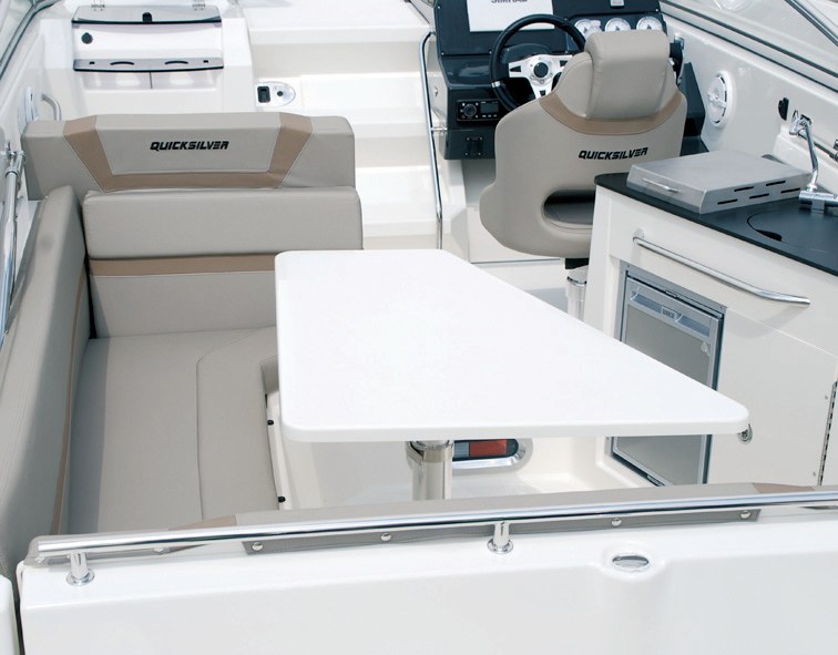 Quicksilver 805 preview 3