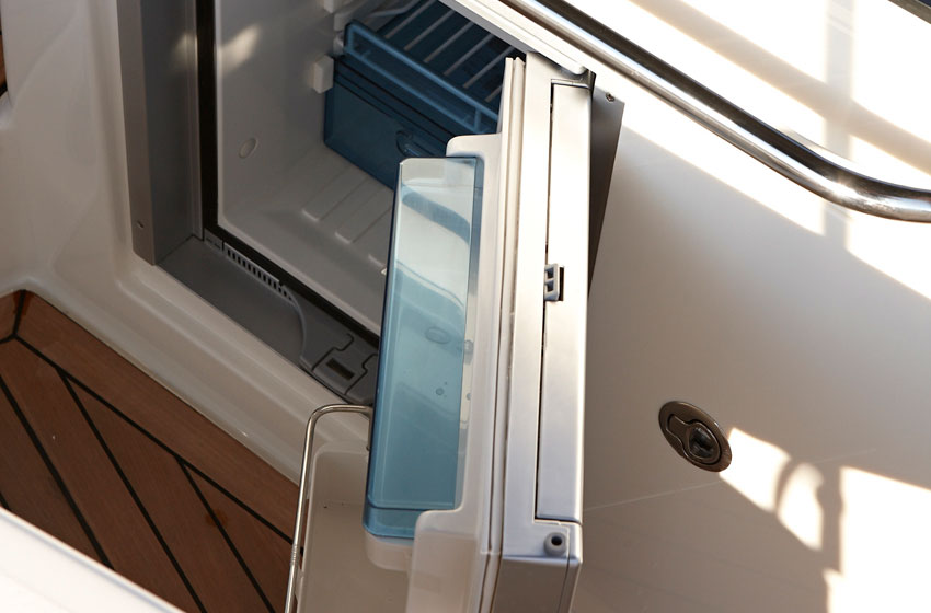 Quicksilver 805 preview 4