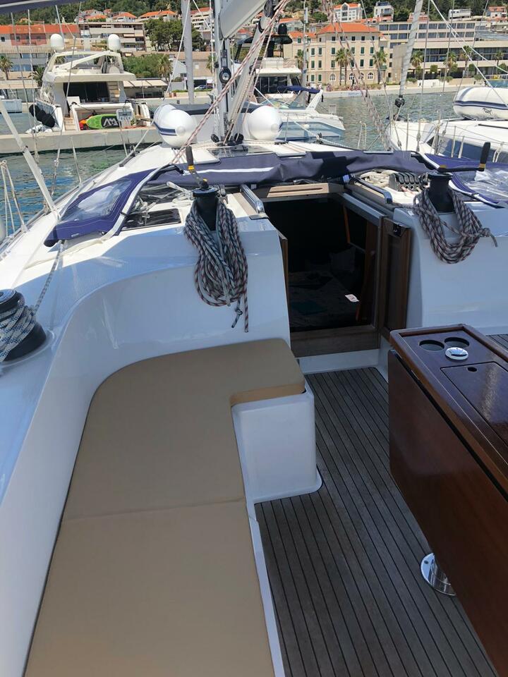 Slovenska 4 preview 2