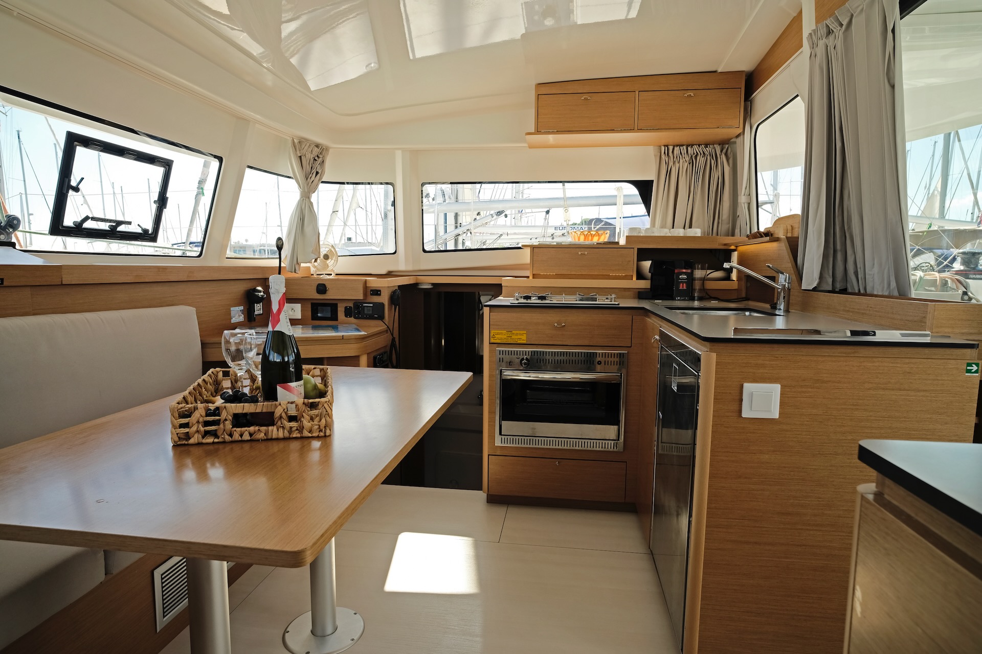 Bronze Kiss preview 3