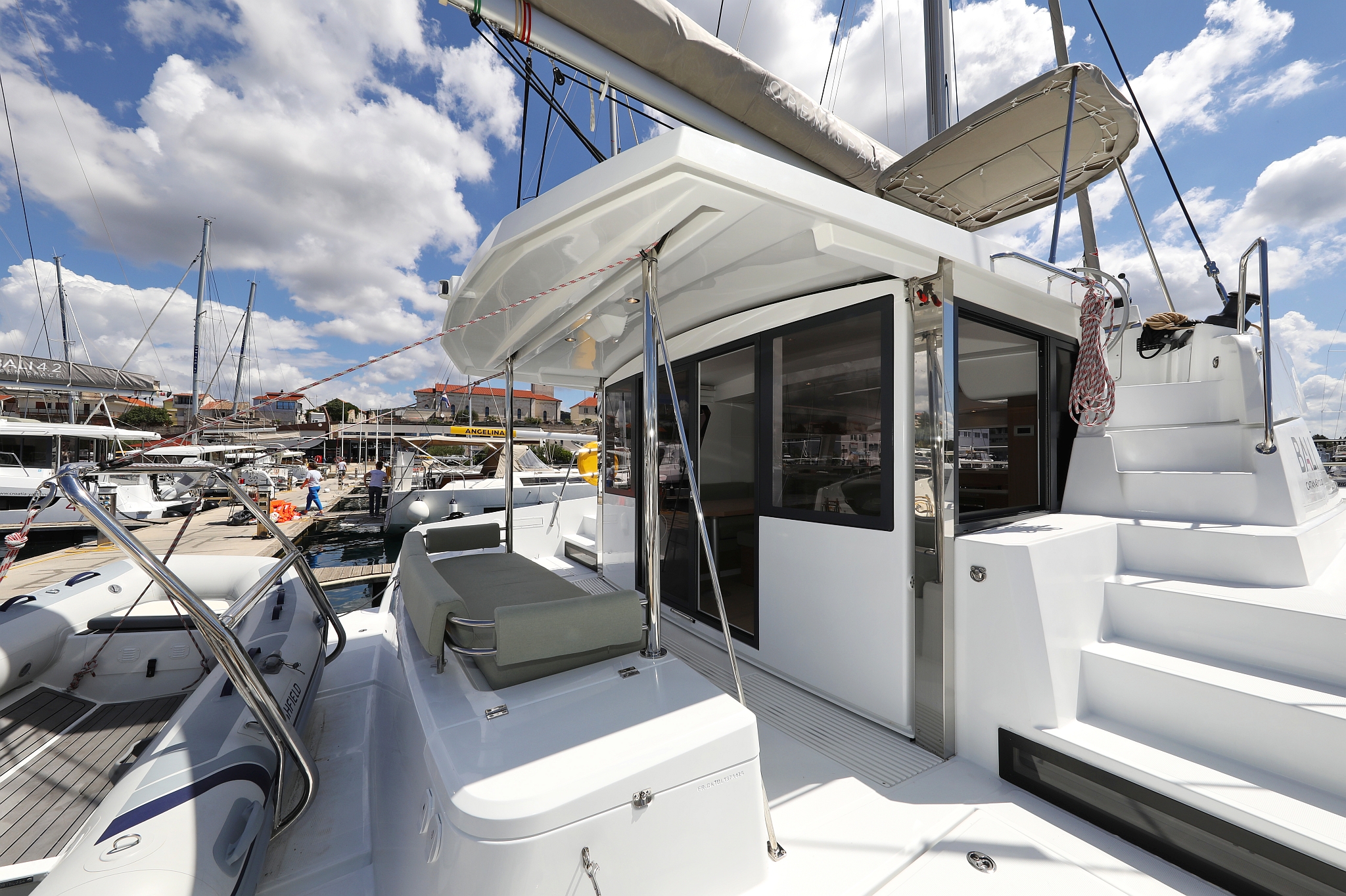 Mademoiselle preview 3