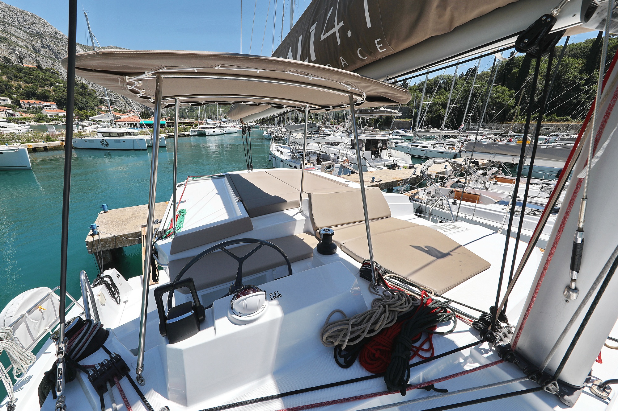 Sea Lounge preview 5