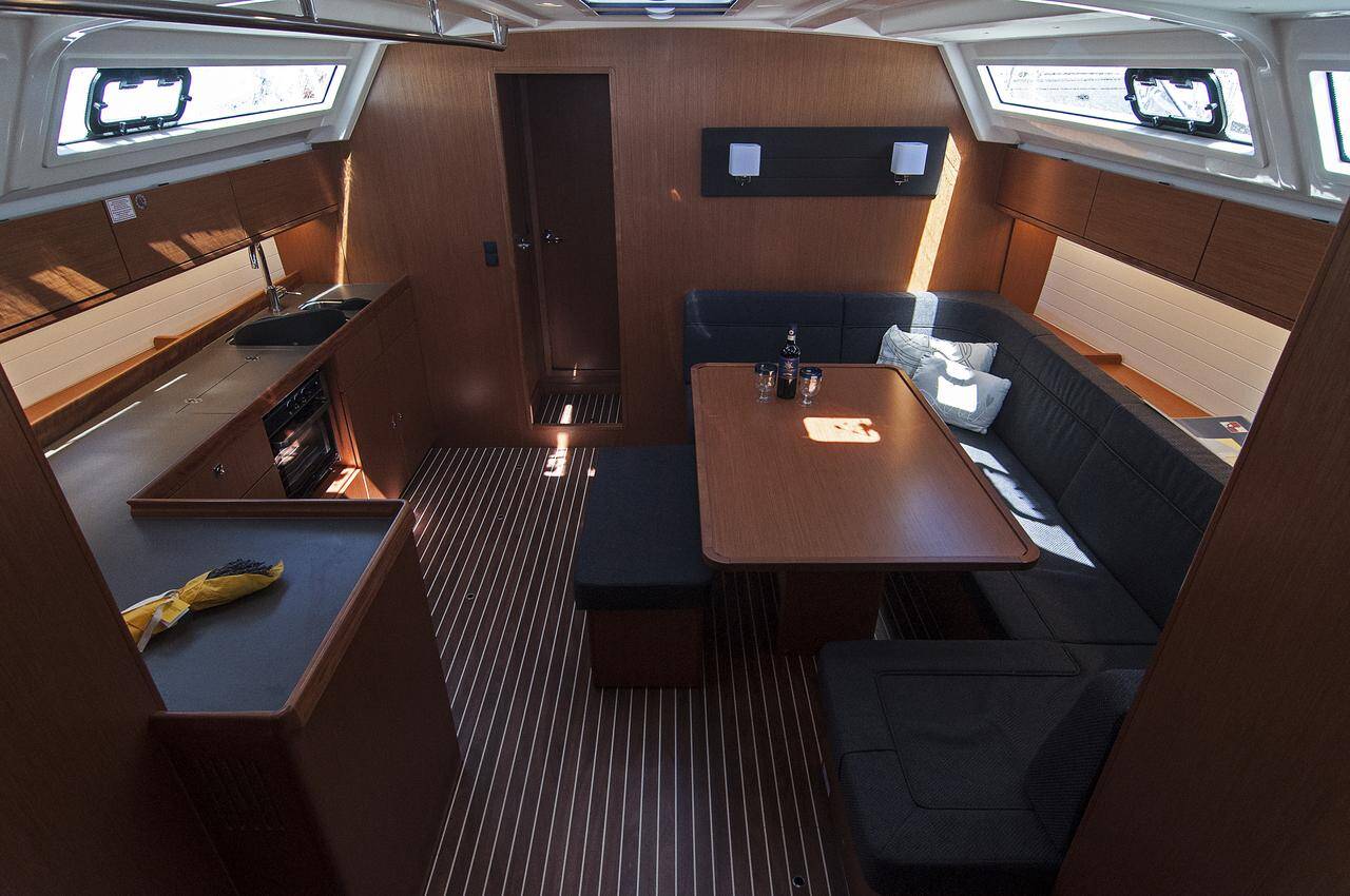 Adria Kristina preview 3