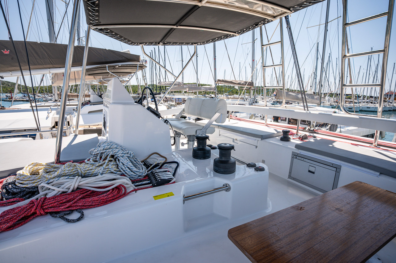 LoveMarine preview 4