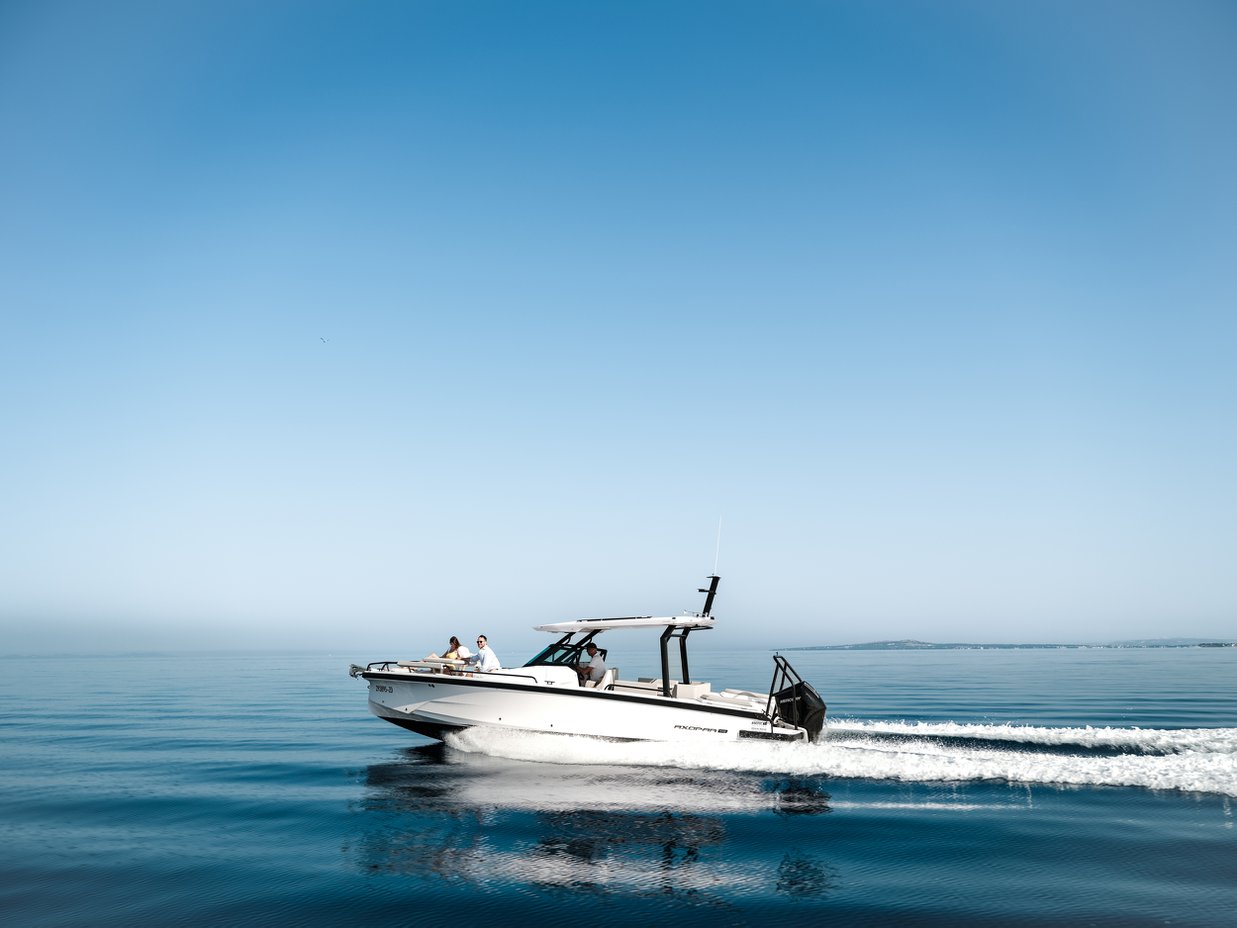 Axopar 29 Sun Top : Axopar 29 : Crewed preview 5