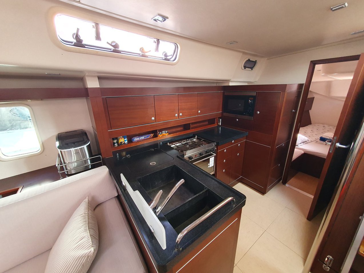 Hanse 545 : Maravillosa : Crewed preview 5