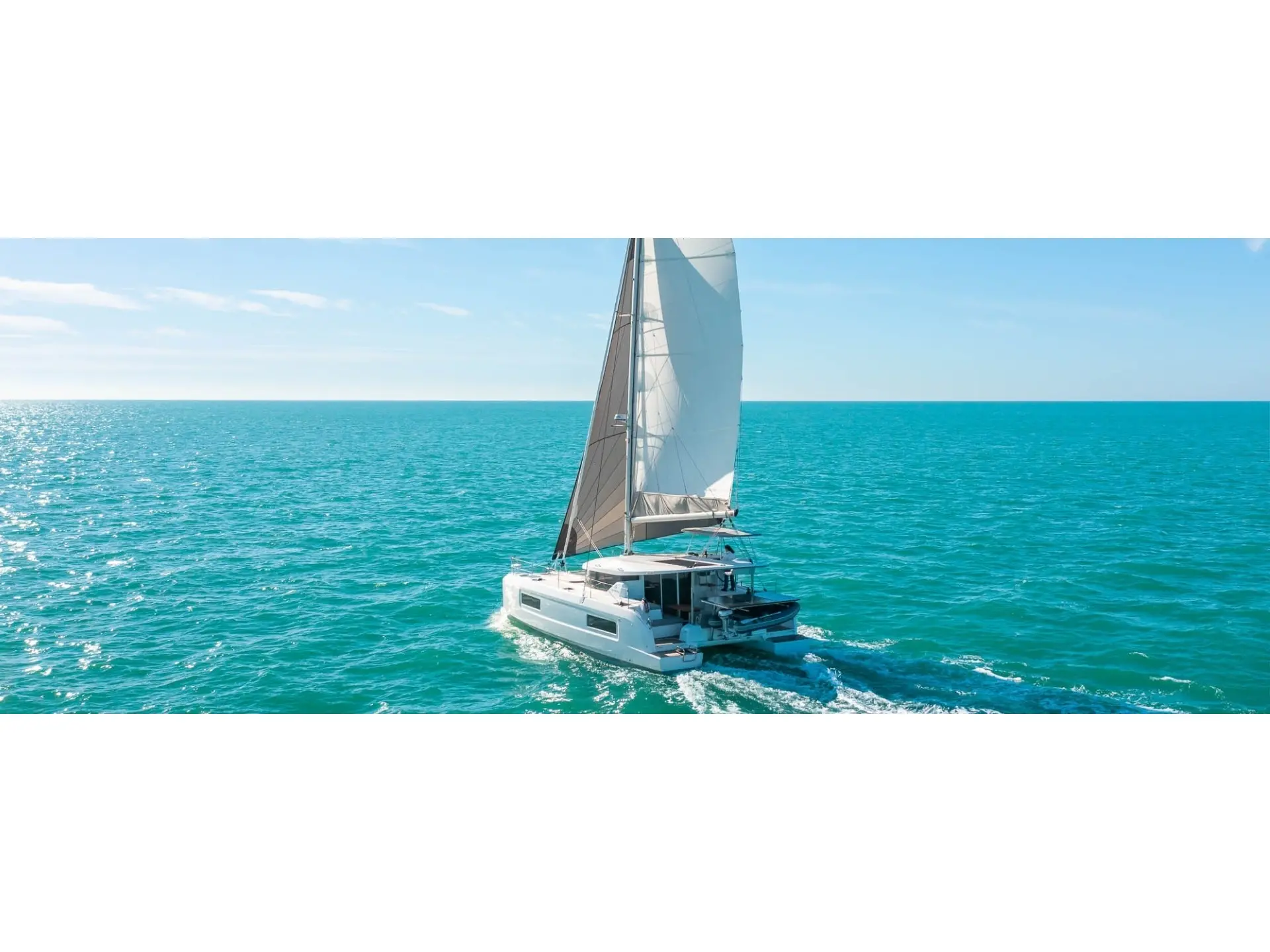 BLUE HORIZON photo 1