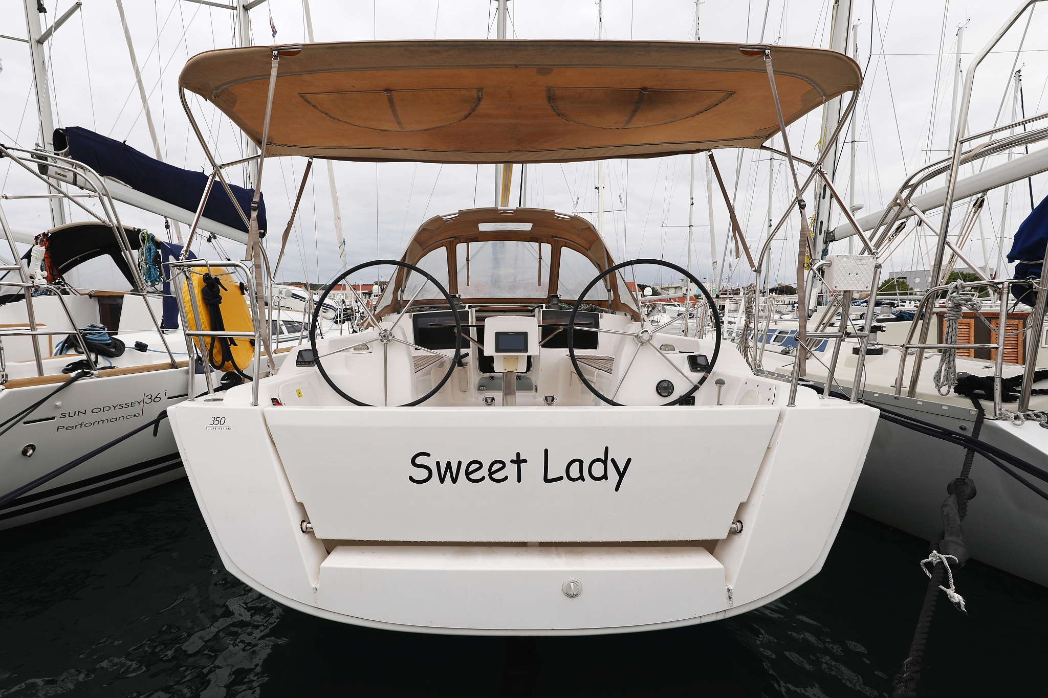 Sweet Lady photo 1